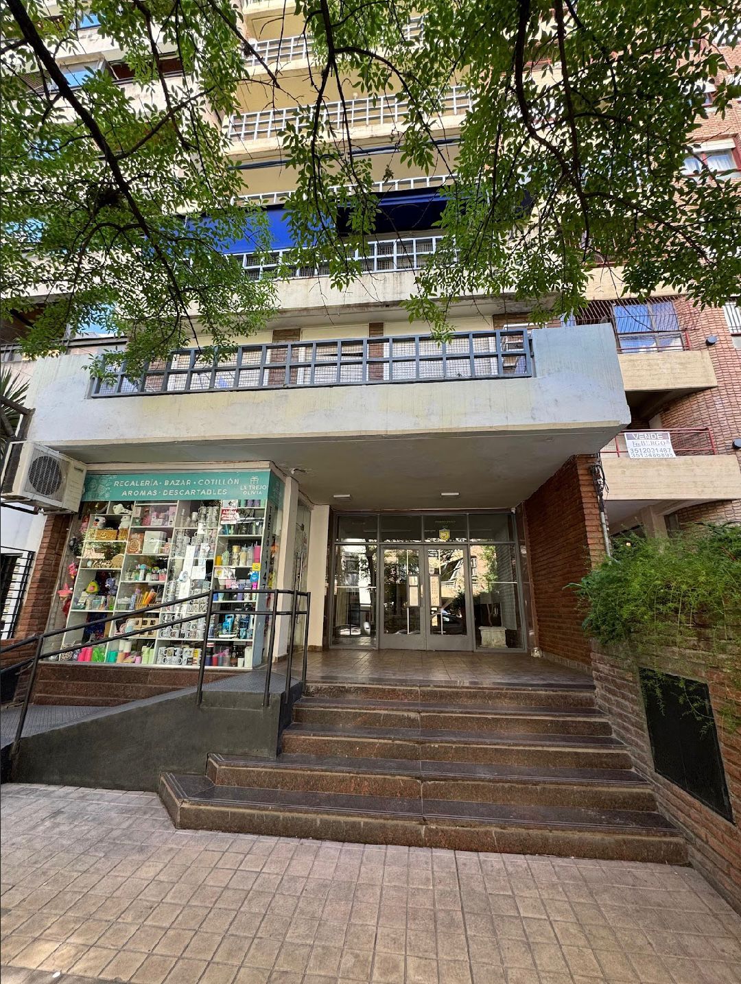 Fachada de DEPARTAMENTO